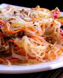 Фунчоза з фаршем і овочами