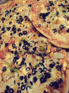 صورة لوصفة پيتزا(نباتيه) اكسترا چيز☺️