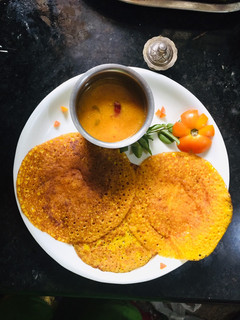 தக்காளி ஸ்பைசிதோசை(spicy tomato dosa recipe in tamil) செய்முறை முக்கிய புகைப்படம்