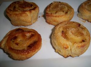 Una foto de Espirales de hojaldre y manzana