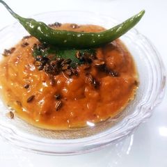 A picture of Pyaaz ki chutney.