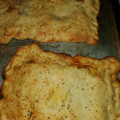 A picture of Calzone.