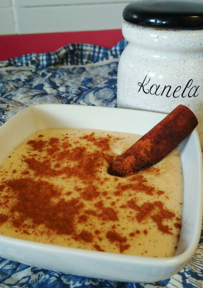 Una foto de Arroz con leche y nata