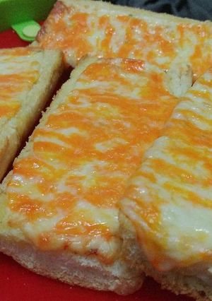 A picture of Easy Cheesebread.