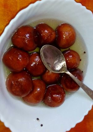 A picture of Gulabjamun (bengali type).