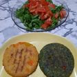 Ensalada con vinagreta de naranja y hamburguesas