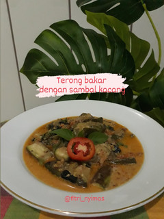 Foto resep Terong bakar dengan sambal kacang