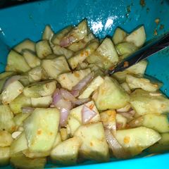 A picture of Sauced Cucumber.