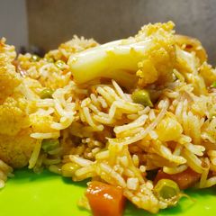 Peas,Carrot, cauliflower pulao A picture of Peas,Carrot, cauliflower pulao.