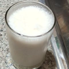 Vanilla milkshake A picture of Vanilla milkshake.