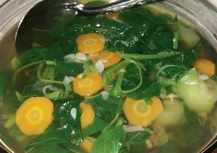 Resep: saat makan malamSayur Bening Bayam