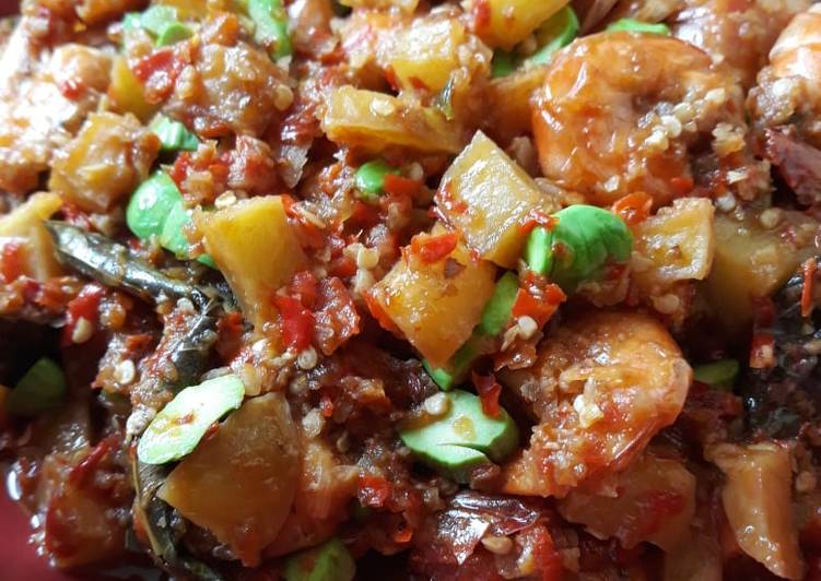 Resep Sambal Goreng Kentang Udang Pete yang Enak Banget