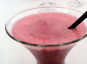 Una foto de Sorbete de fresa al cava