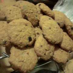 A picture of Oatmeal Cookies.