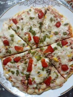 عکسی از دستور پیتزای مرغ و قارچ با کیک پز برقی