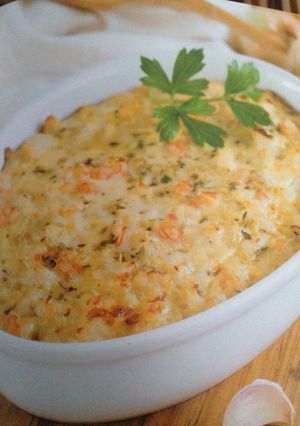 Una foto de Pastel de merluza con gambas