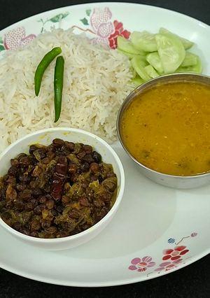 A picture of Sukha Ghugni in Bihari Style/ Kala Chana Ghugni Without Spices in 15 minutes.
