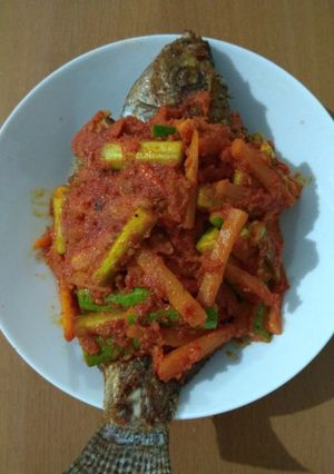 Foto resep Ikan nila pesmol alaku