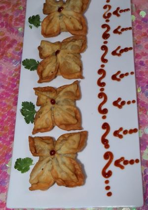 A picture of Flower samosa.