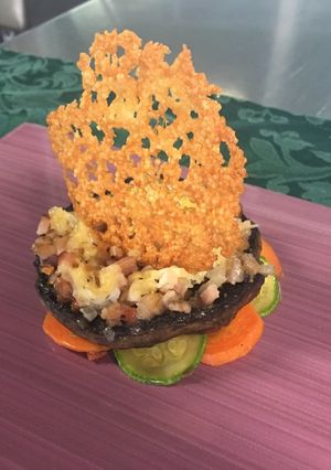 Una foto de Portobello mushrooms & cheese