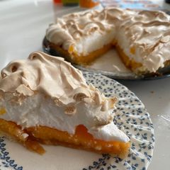 A picture of Lemon meringue pie.