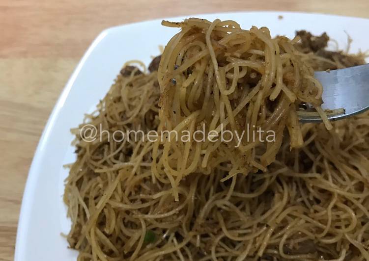 Bagaimana Membuat Bihun sapi lada hitam cah ebi #homemadebylita Lezat