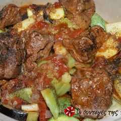 Beef with vegetables in a clay pot A picture of Beef with vegetables in a clay pot.