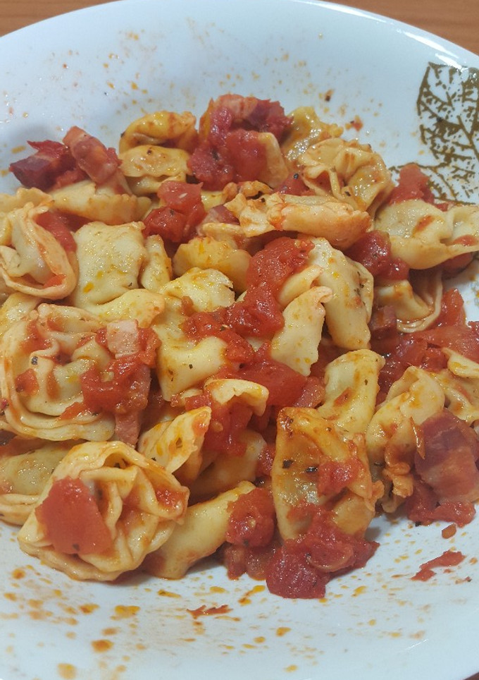 Una foto de Tortelini ala rabiata