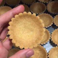A picture of Kulit Pie (Sugar Dough).