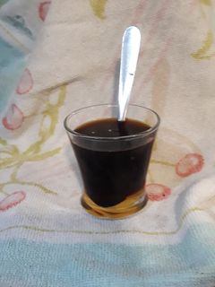 Una foto de Café al aroma de canela y jengibre