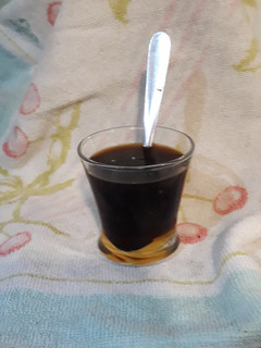 Una foto de Café al aroma de canela y jengibre