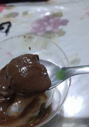 Una foto de Mousse de chocolate de palta (vegano)