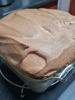 A picture of Glutten- free Apple Meringue.