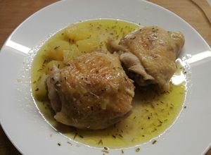 Foto di Sovracosce di pollo al forno con patate e rosmarino
