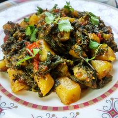 A picture of Palak Aloo ki Sabji.