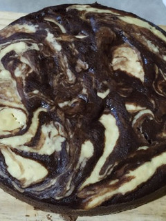 Una foto de Torta marmolada de chocolate y vainilla