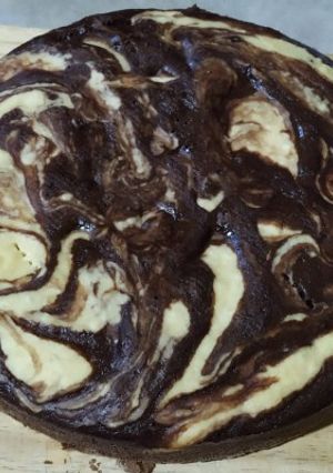 Una foto de Torta marmolada de chocolate y vainilla