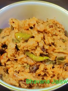 हरी प्याज़ का बेसन (hari pyaz ka besan recipe in Hindi) रेसिपी मुख्य फोटो