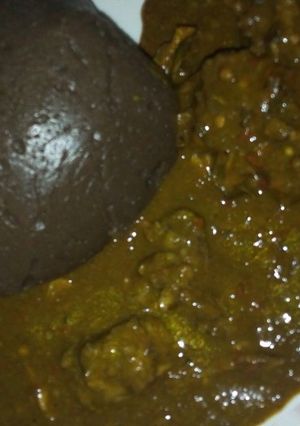 A picture of Amala with dry okro soup.