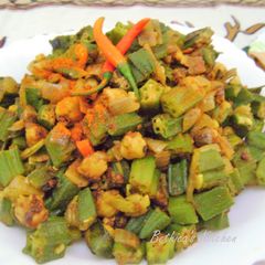 A picture of Okra Stir Fry with Chickpeas.