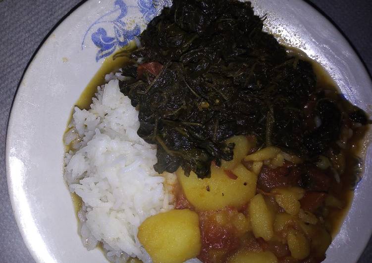 Rice with kienyeji and viazi#weeklyjikonichallenge