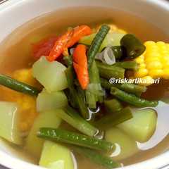 A picture of Sayur Asem Malang.