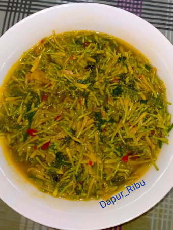 Bagaimana Membuat Oseng Bunga Pepaya &amp; Pakis yang Sempurna