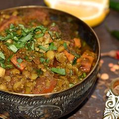 A picture of Rasam & Koshari (Rasam-shari) ?.