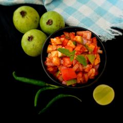 A picture of Guava salad.