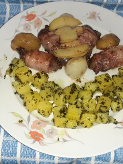 Baconbe tekert csirkemáj recept fotója