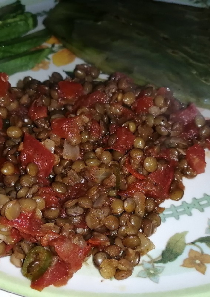 Una foto de Lentejas a la mexicana