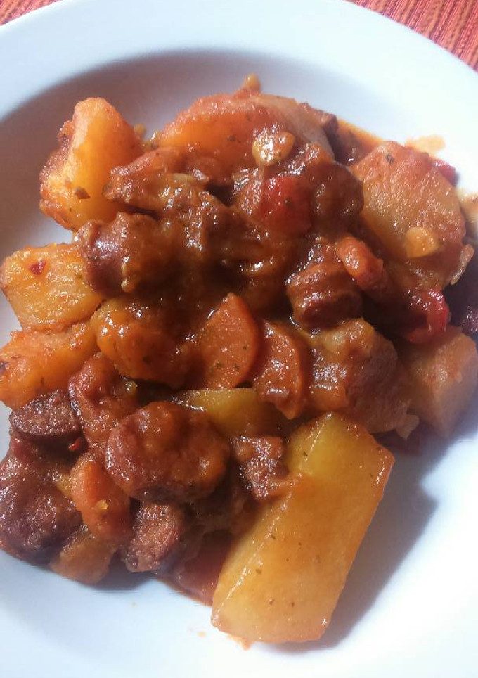 Una foto de Patatas estofadas con chorizo