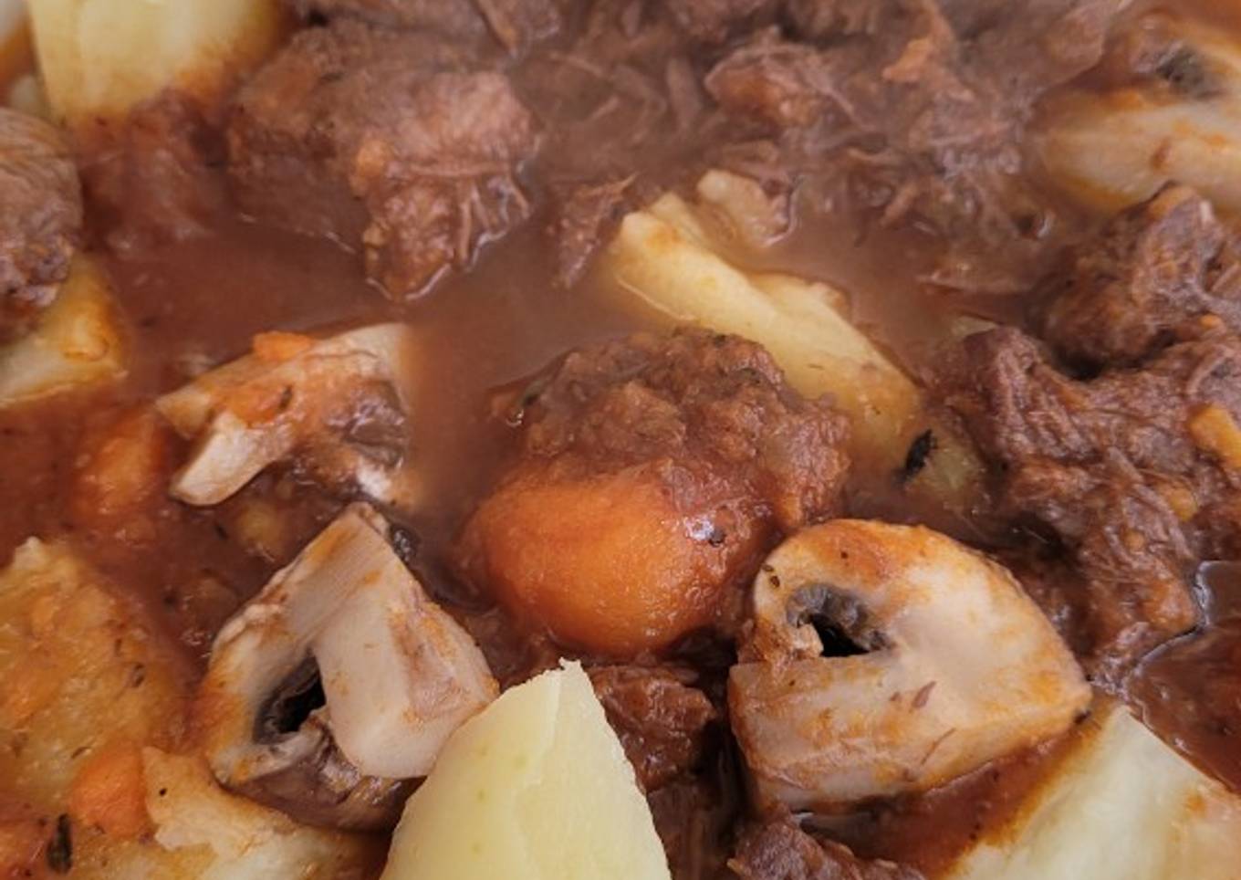 Cerdo estofado francés