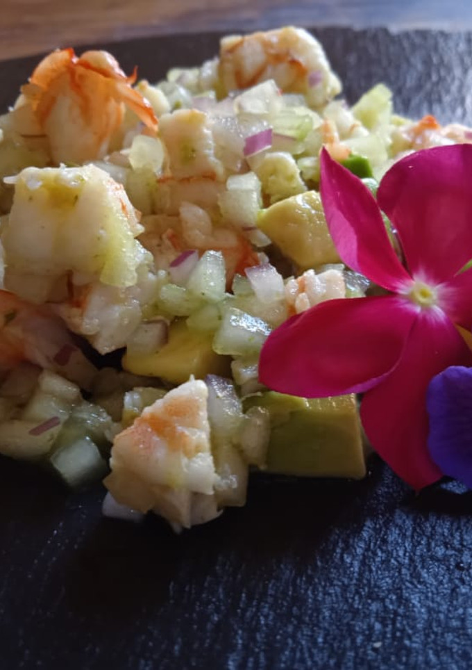 Una foto de Aguachile de camarón